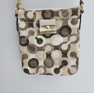 Vintage Coach Kristin Swing crossbody purse 43725 Beige Brown Sequin Signature